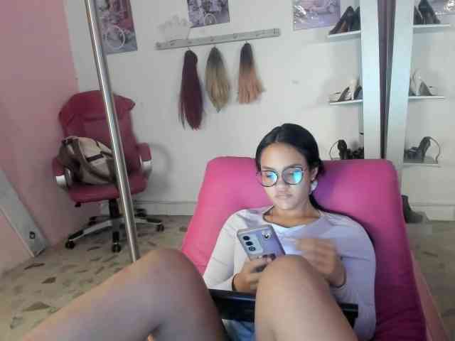 kim- webcam