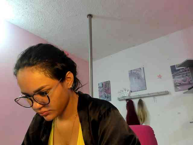kim- webcam