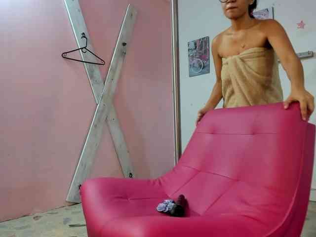 kim- webcam