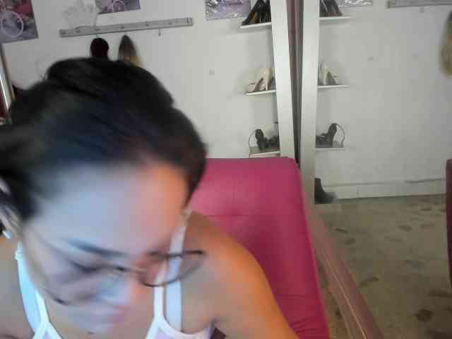kim- webcam