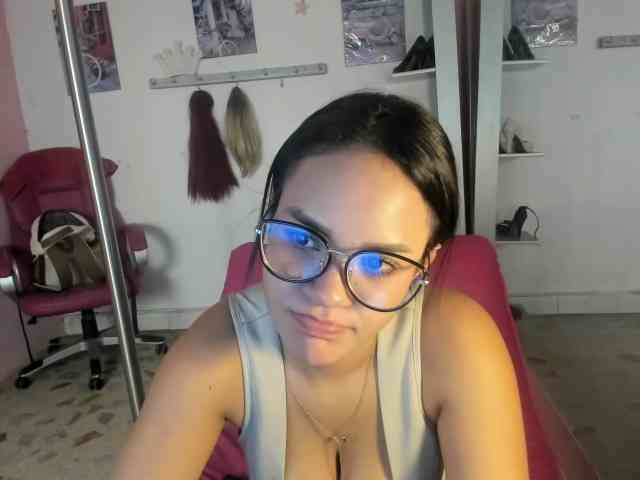 kim- webcam