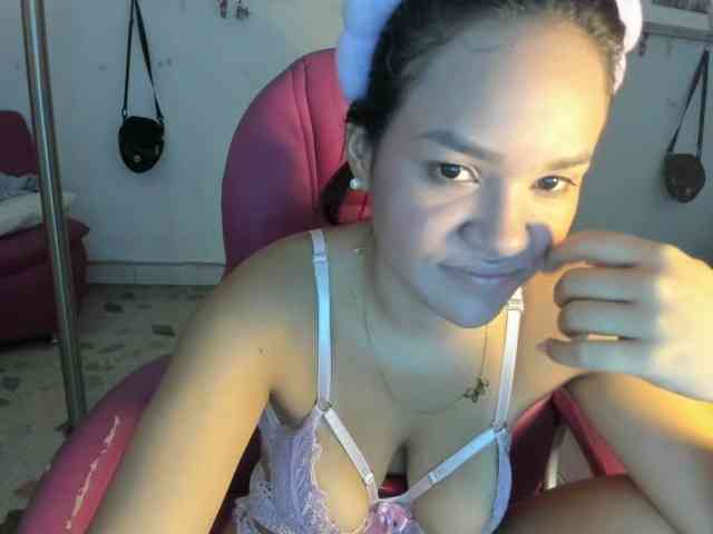 kim- webcam