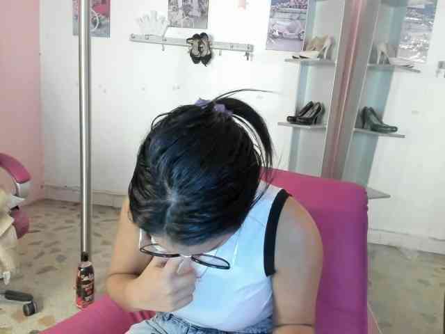 kim- webcam