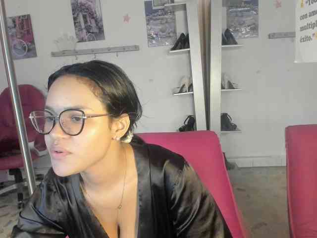 kim- webcam