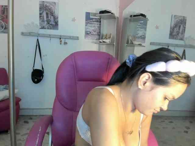 kim- webcam