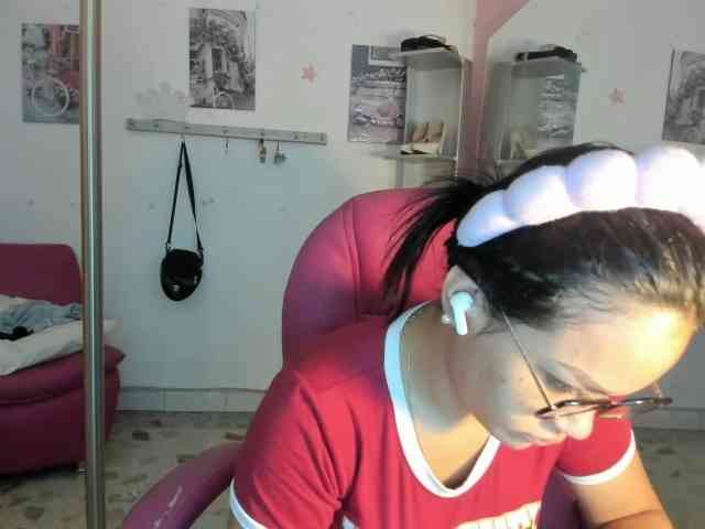 kim- webcam