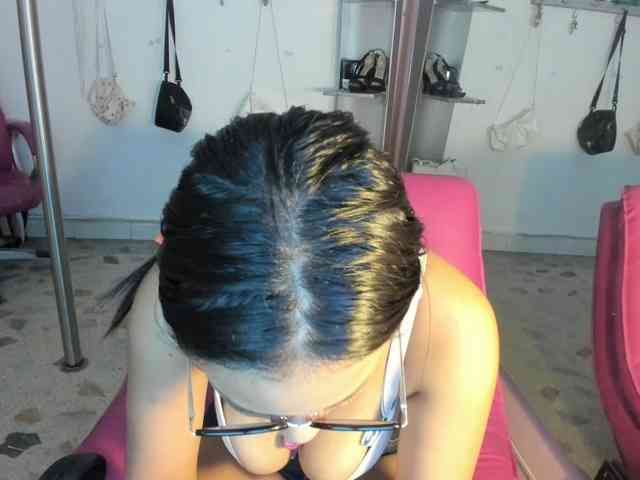 kim- webcam