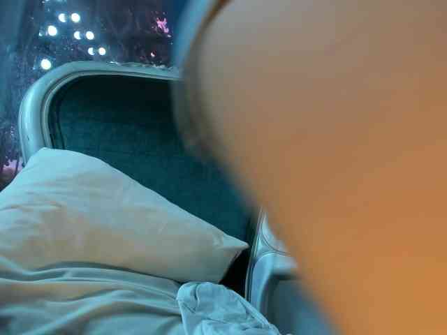 kim- webcam