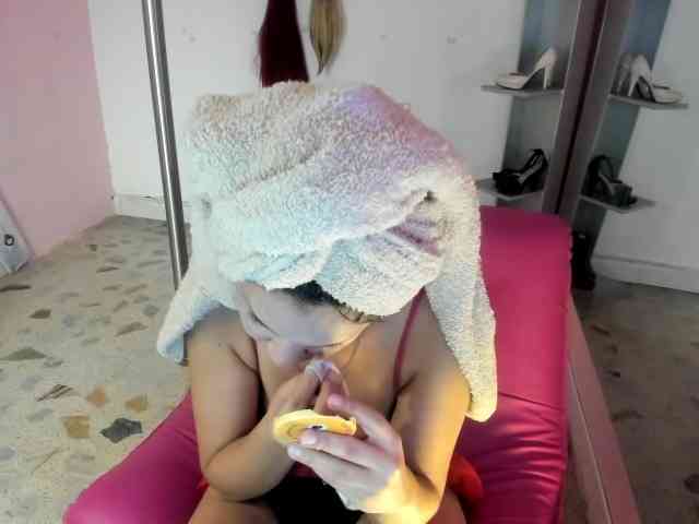 kim- webcam