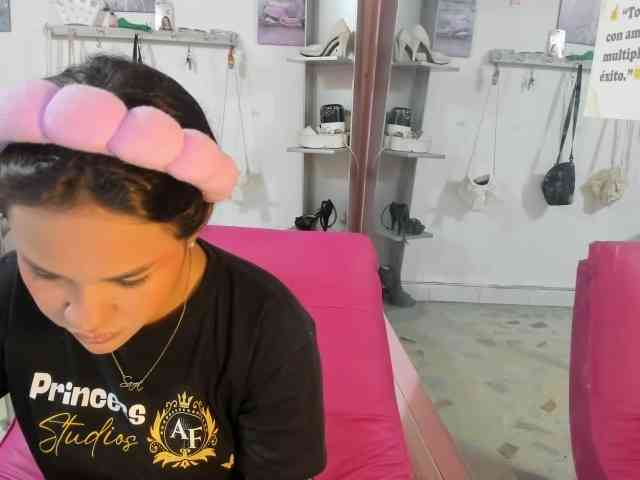 kim- webcam