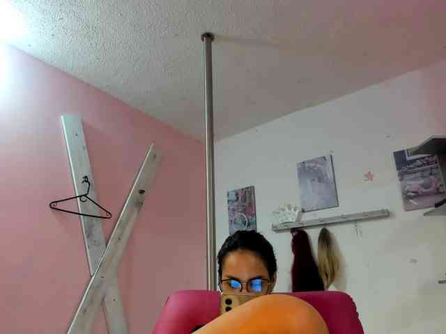 kim- webcam