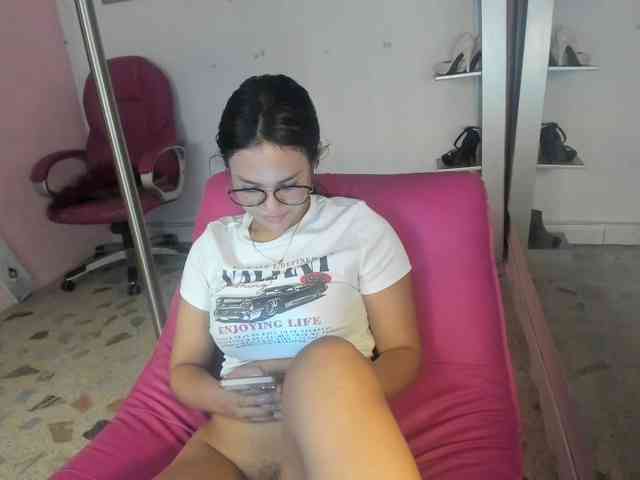 kim- webcam