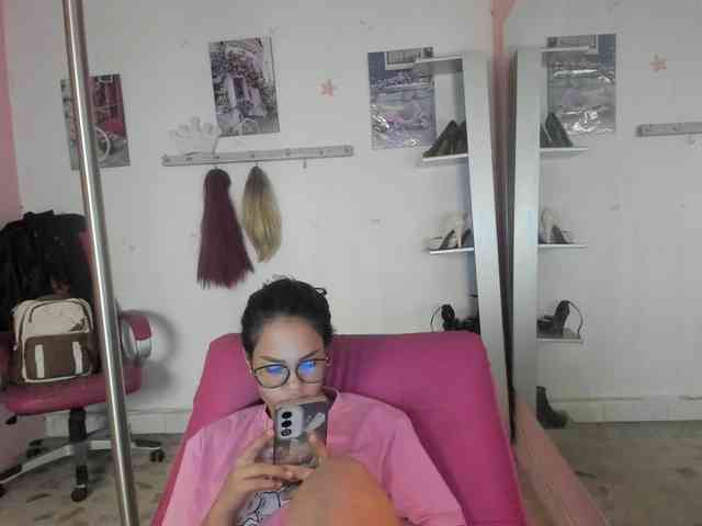 kim- webcam