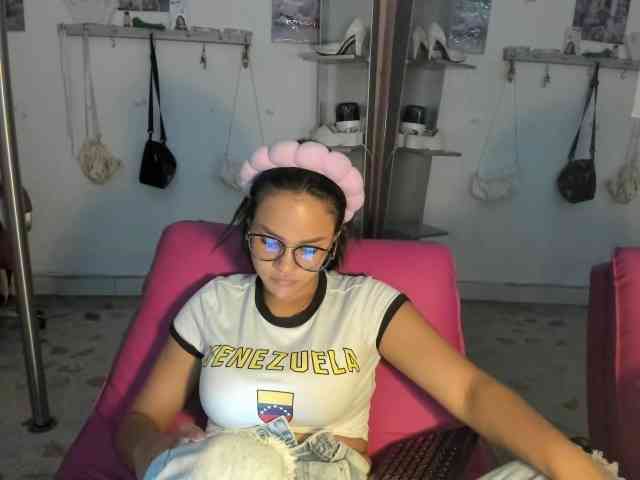 kim- webcam