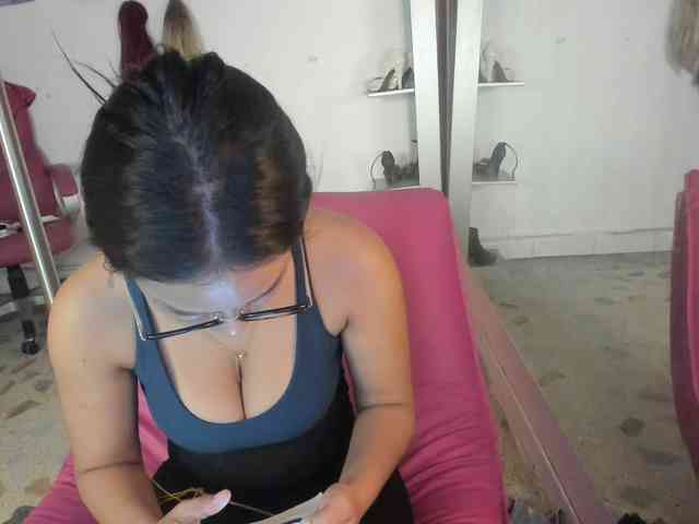 kim- webcam