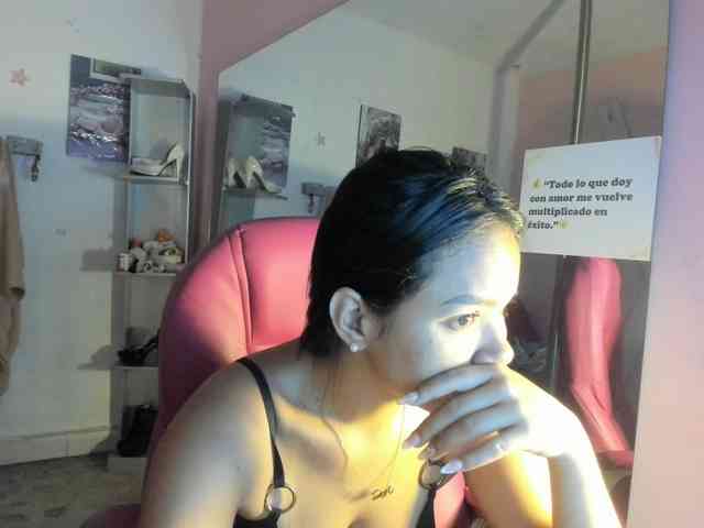 kim- webcam