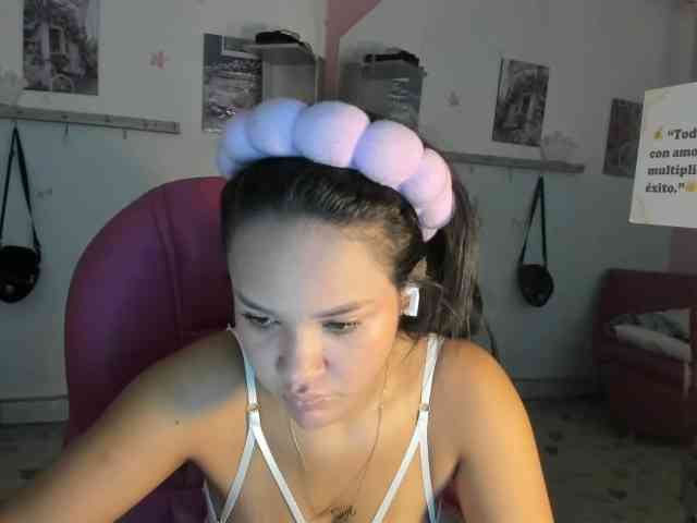 kim- webcam