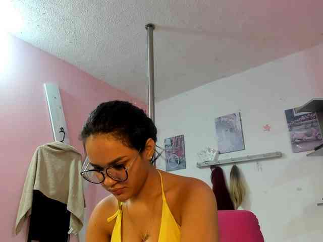 kim- webcam
