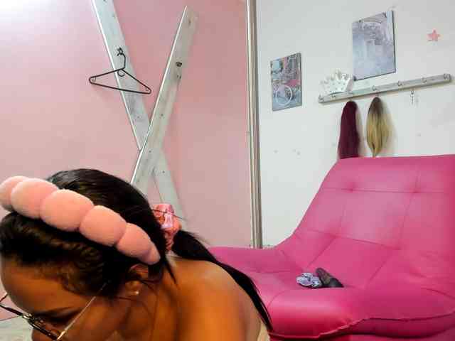 kim- webcam