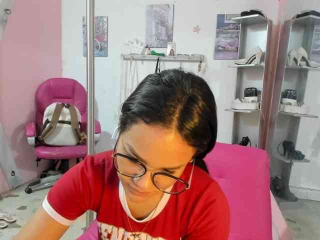 kim- webcam