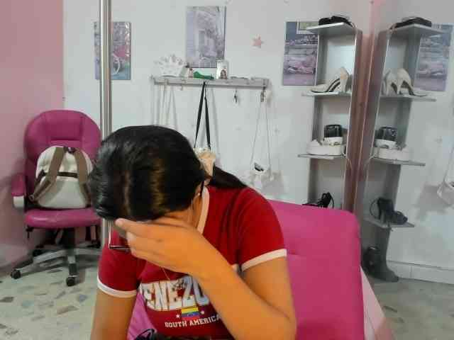 kim- webcam