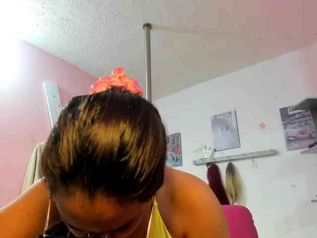 kim- webcam