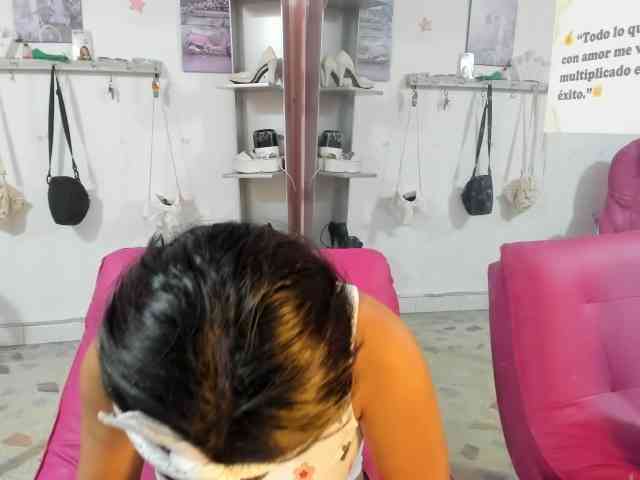 kim- webcam