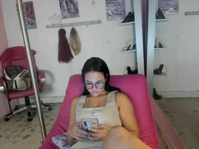 kim- webcam
