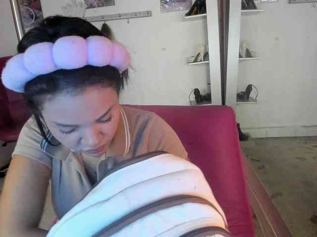 kim- webcam