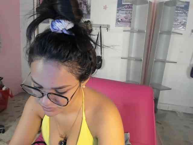 kim- webcam