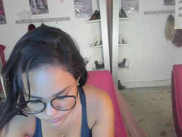 kim- webcam