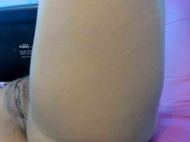 kim- webcam