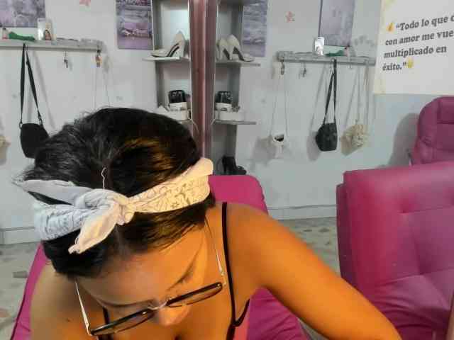 kim- webcam