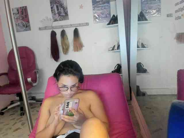 kim- webcam