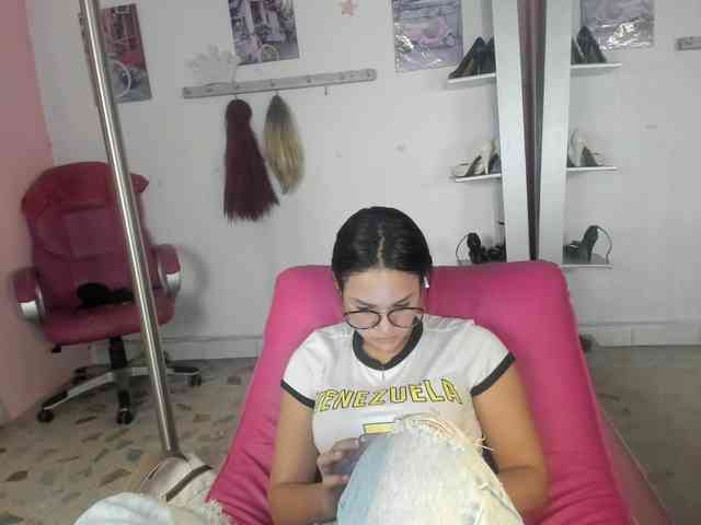 kim- webcam