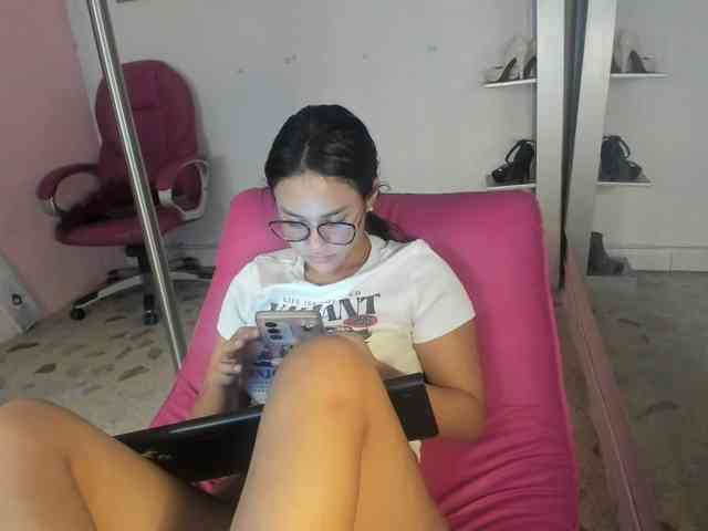 kim- webcam