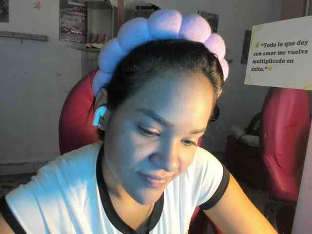 kim- webcam