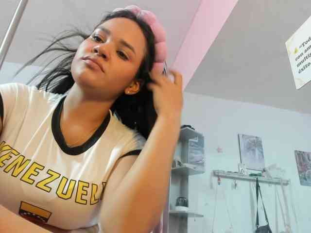 kim- webcam