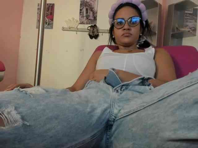 kim- webcam