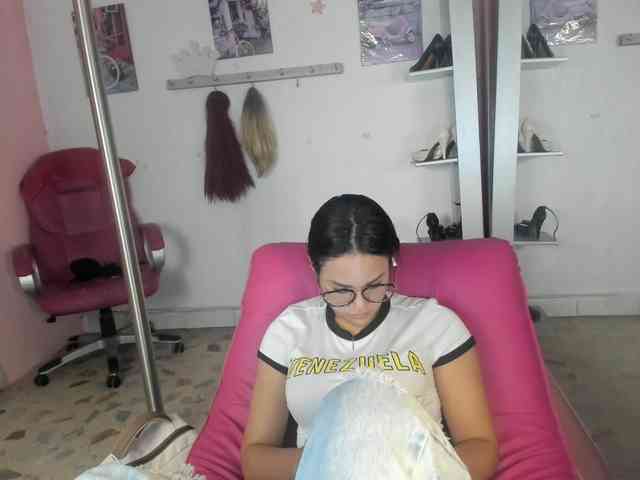 kim- webcam