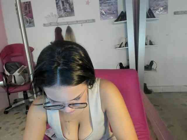 kim- webcam