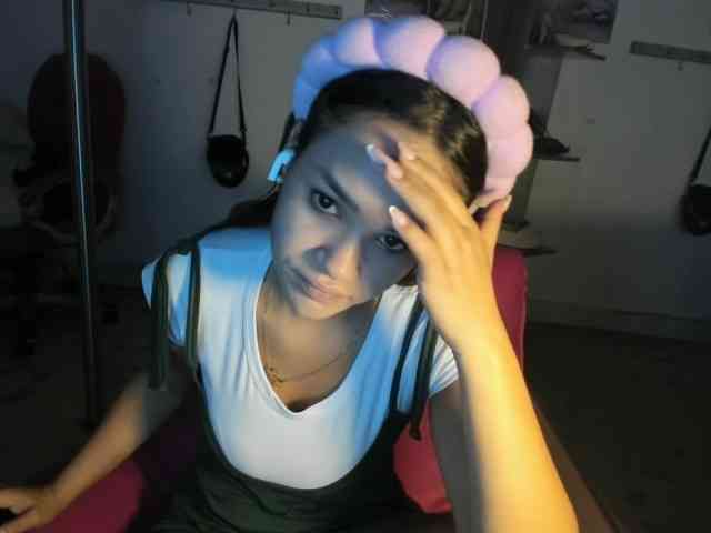 kim- webcam