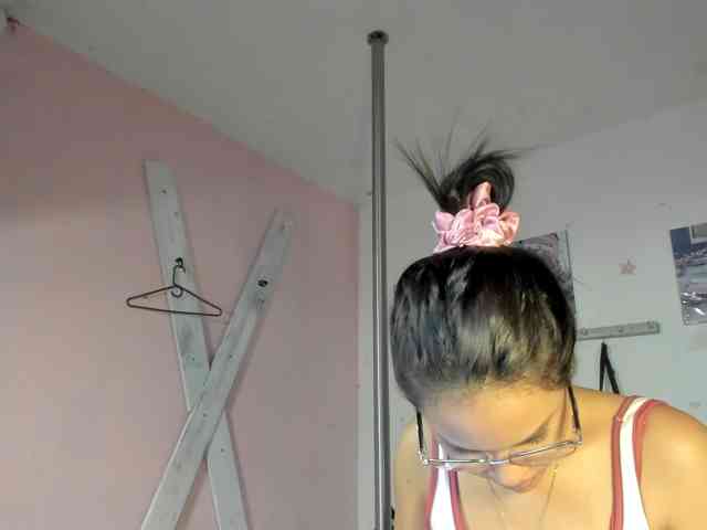 kim- webcam