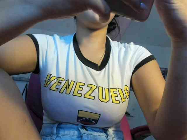kim- webcam