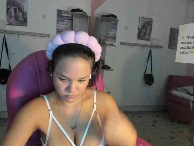 kim- webcam