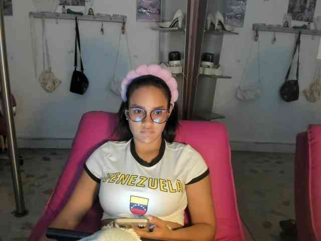 kim- webcam