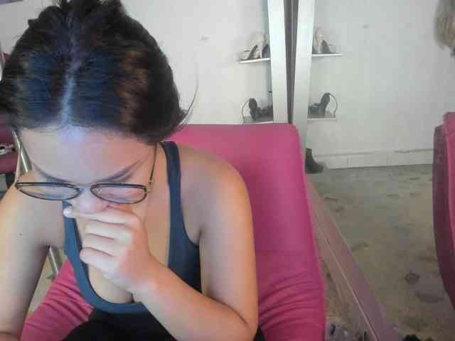 kim- webcam