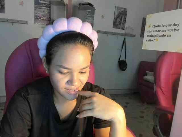 kim- webcam