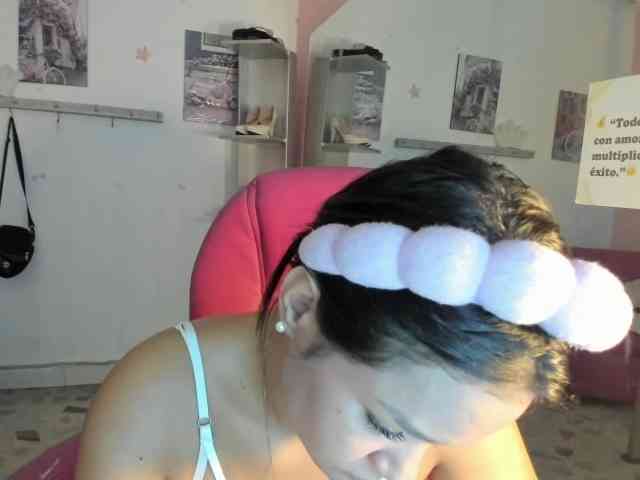 kim- webcam