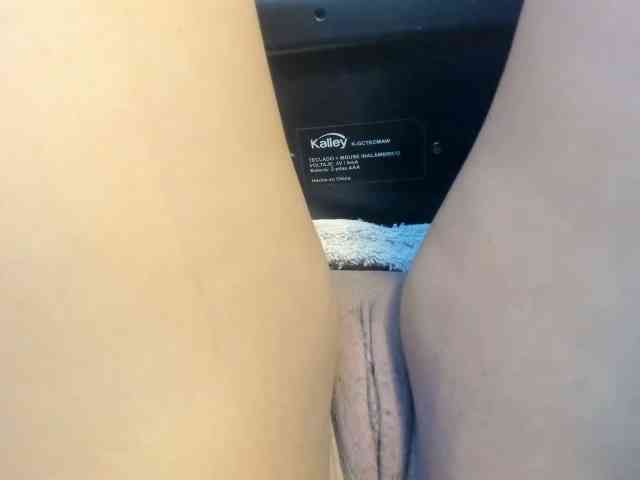kim- webcam
